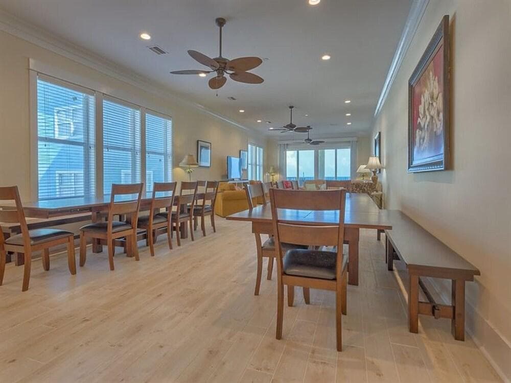 Casa Del Sol by Meyer Vacation Rentals