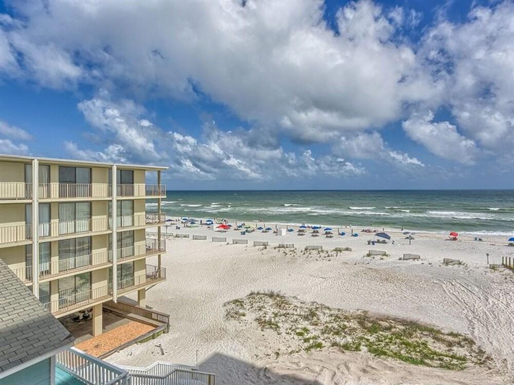 Casa Del Sol by Meyer Vacation Rentals