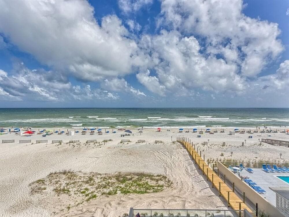 Casa Del Sol by Meyer Vacation Rentals