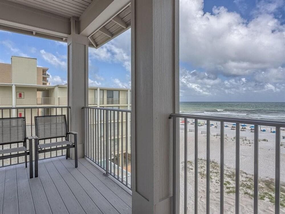 Casa Del Sol by Meyer Vacation Rentals