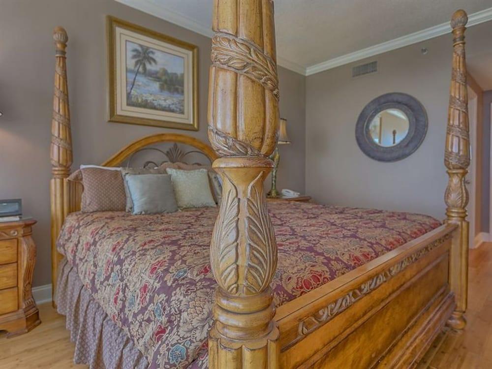Palacio by Meyer Vacation Rentals