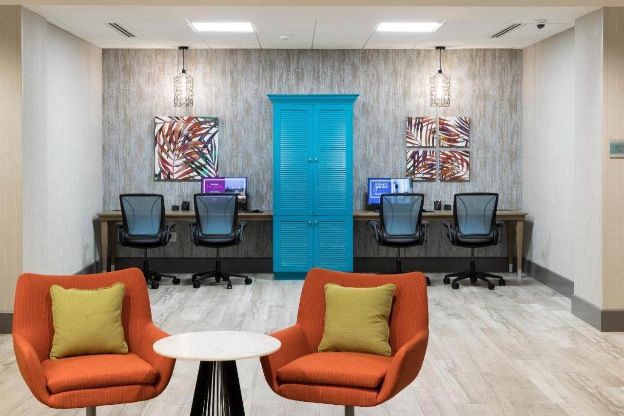 Home2 Suites by Hilton Cape Canaveral Cruise Port