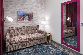 Home2 Suites by Hilton Cape Canaveral Cruise Port