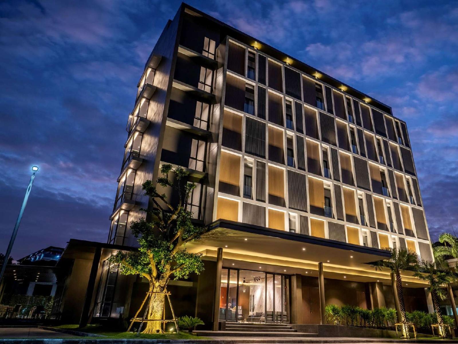 Xotel