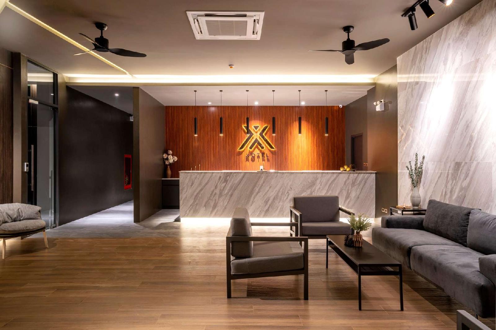 Xotel