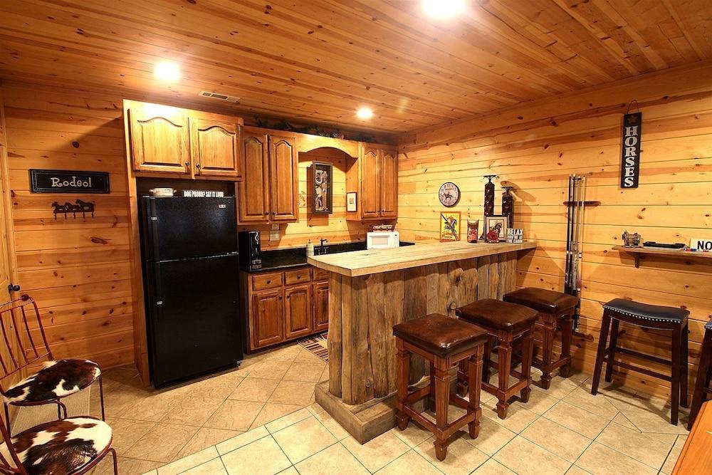 Fireside Lodge