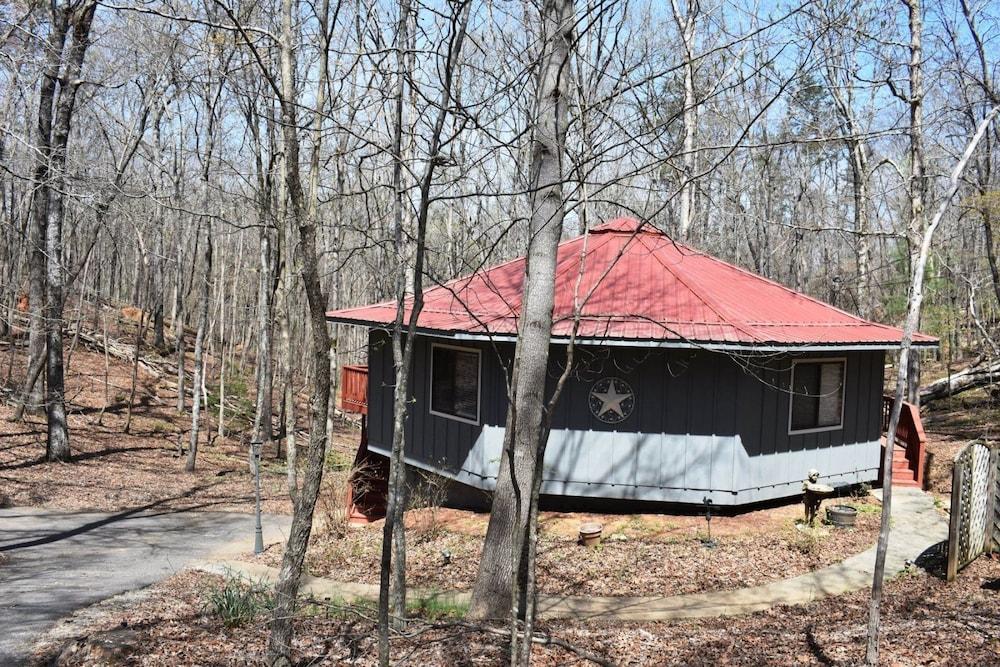 Rowe`s Round House
