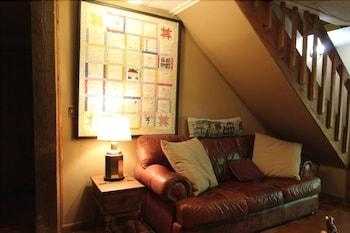 Rowe`s Round House