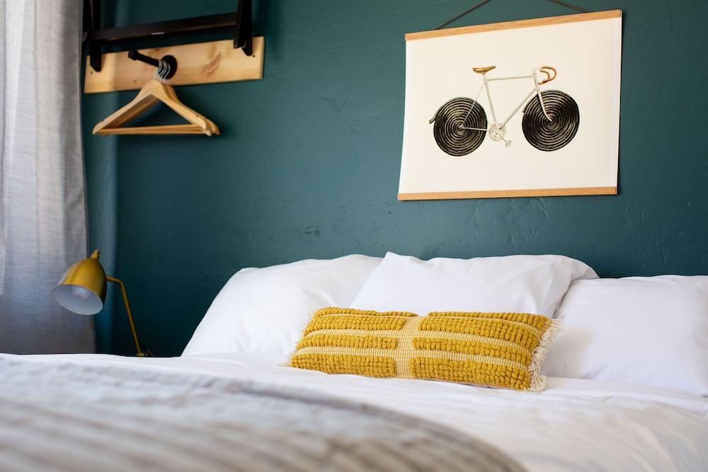 Spoke and Vine Motel