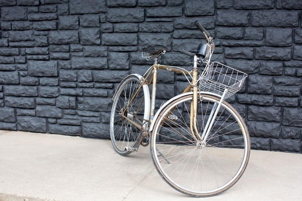 Spoke and Vine Motel