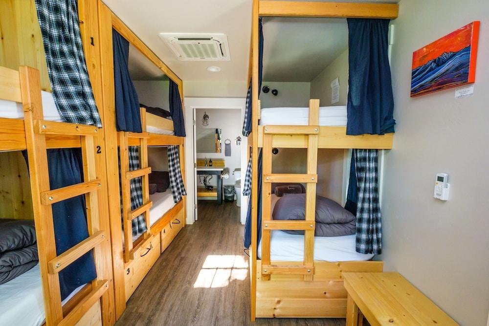 Eastside Guesthouse And Bivy