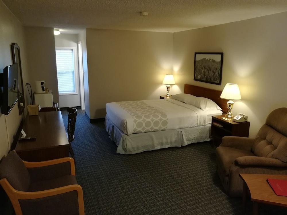 Konkolville Motel