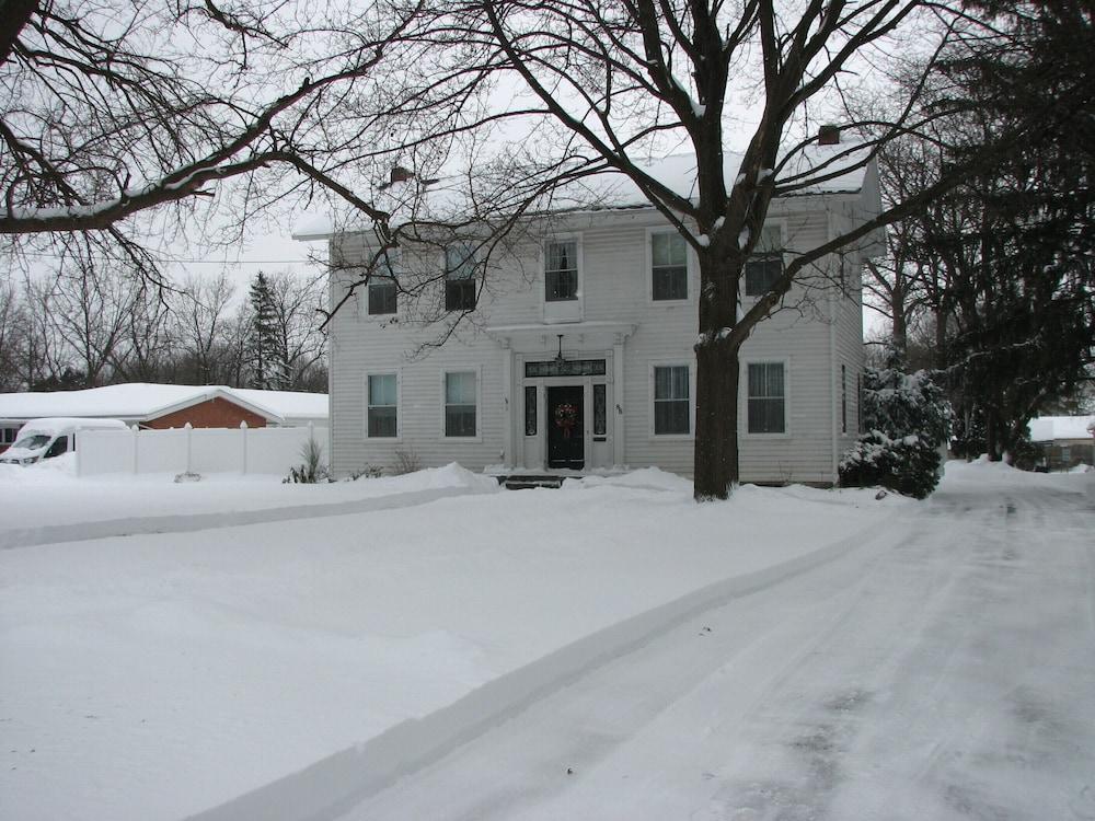 VanCleef Homestead Bed and Breakfast