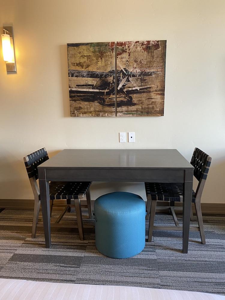 Simple Suites Boise Airport