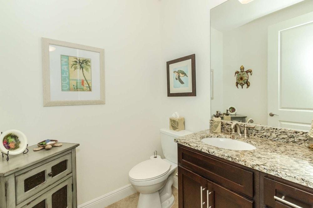 The Residences At Coconut Pointe