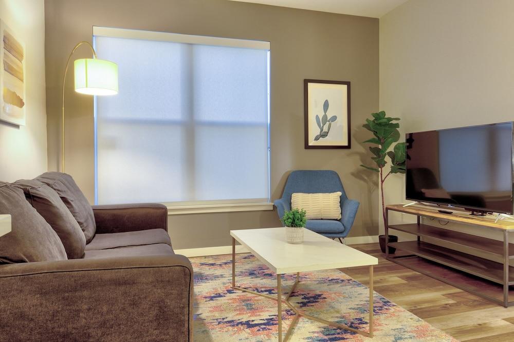 Kasa Clayton Apartments