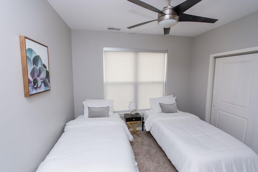 Kasa Clayton Apartments