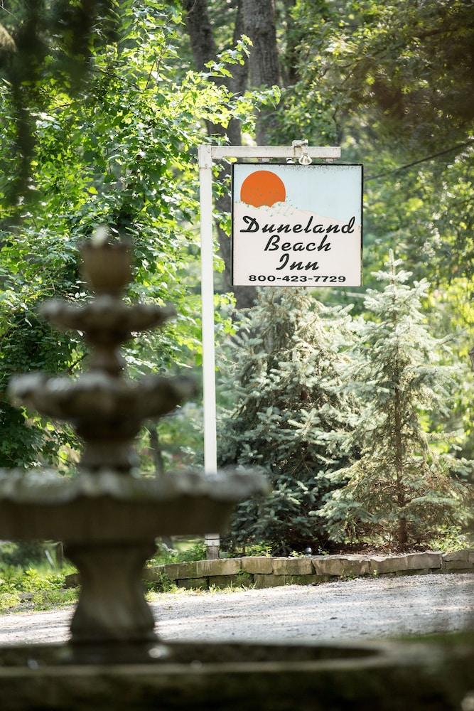 Duneland Beach Inn