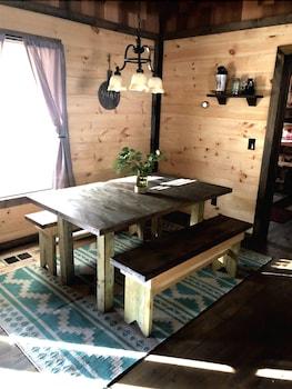 Treetops Retreat