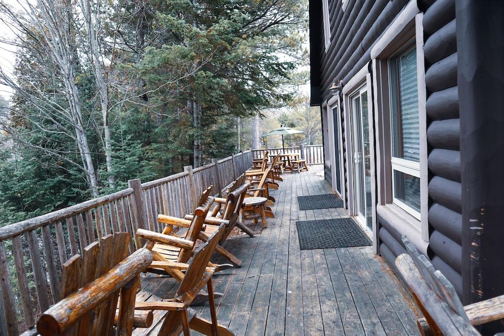 Au Sable Riverview Resort