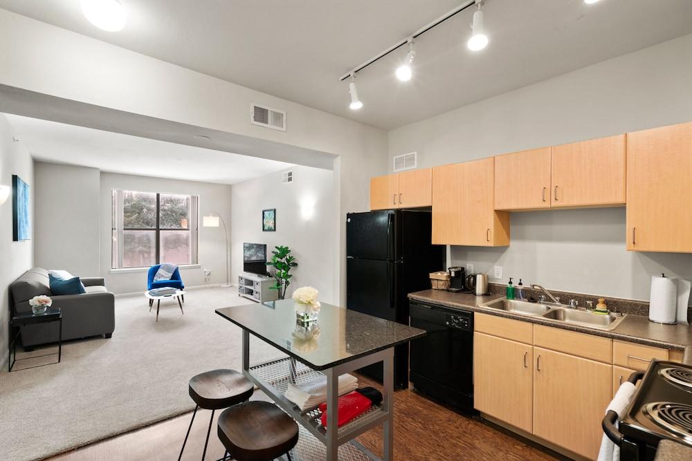 Kasa Dallas Plano Apartments