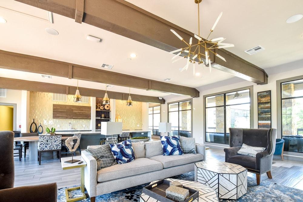 Kasa Dallas Plano Apartments