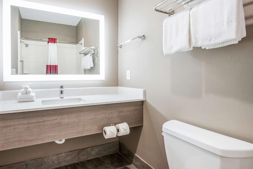 Red Roof Inn Baytown