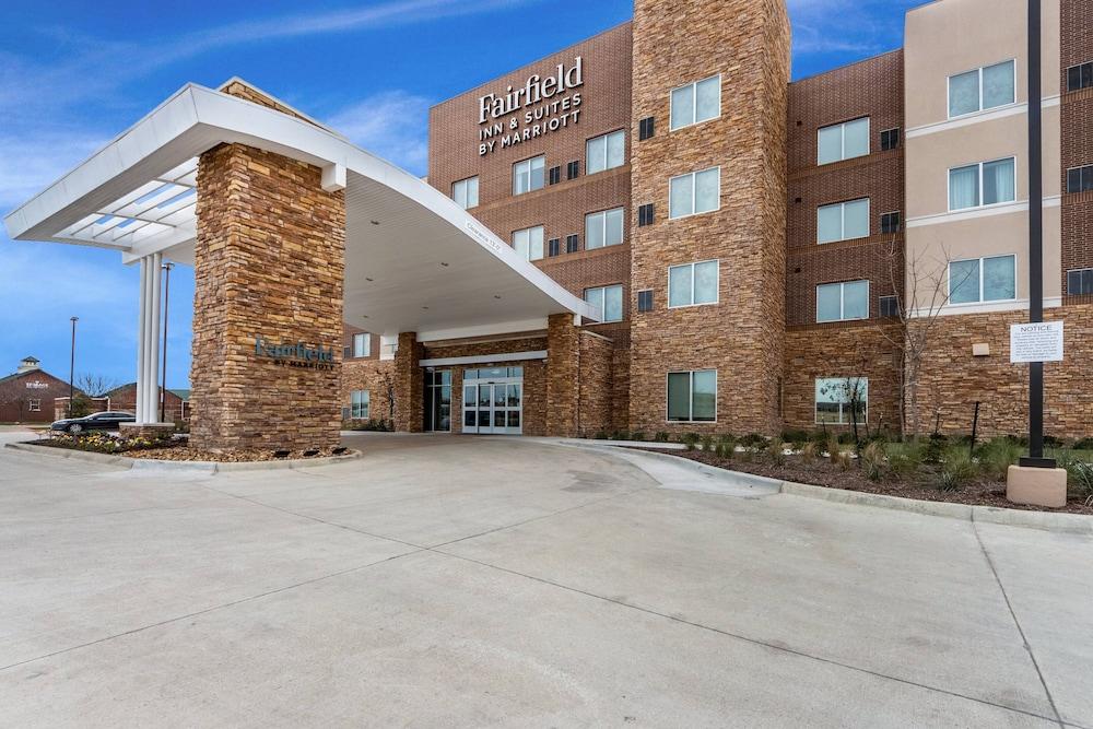 Fairfield Inn & Suites by Marriott Dallas DFW Airport North/Coppell Grapevine