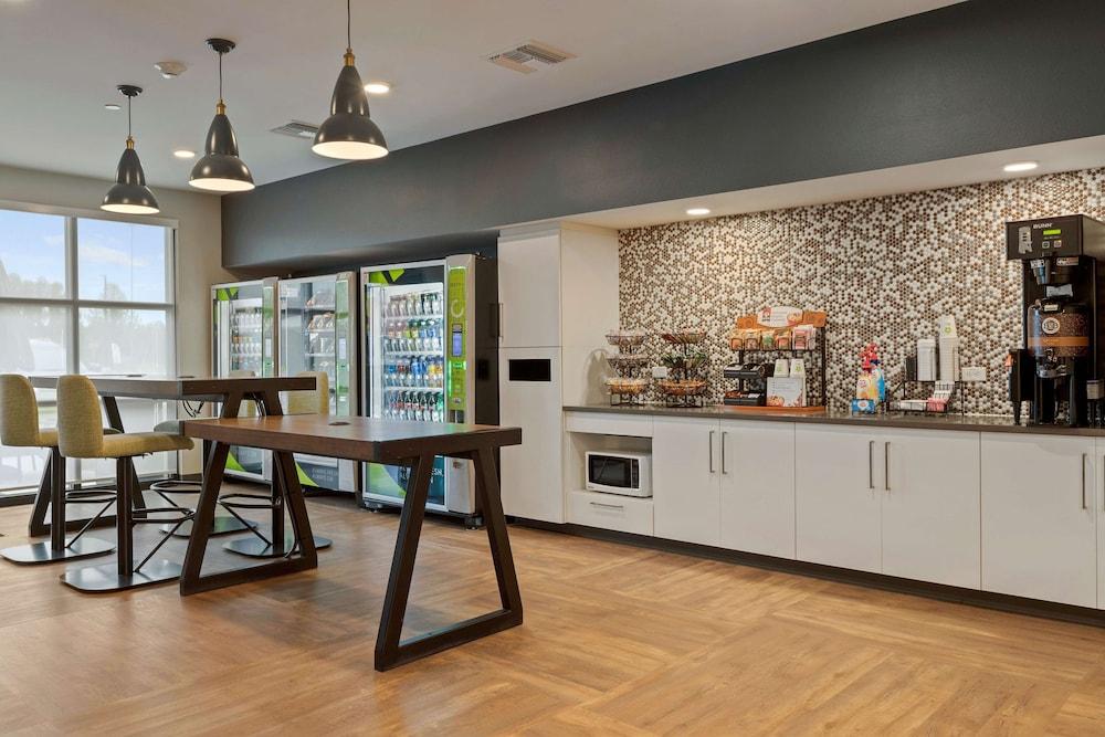 Extended Stay America - Bluffton - Hilton Head