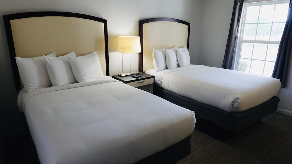 Heritage House Inn