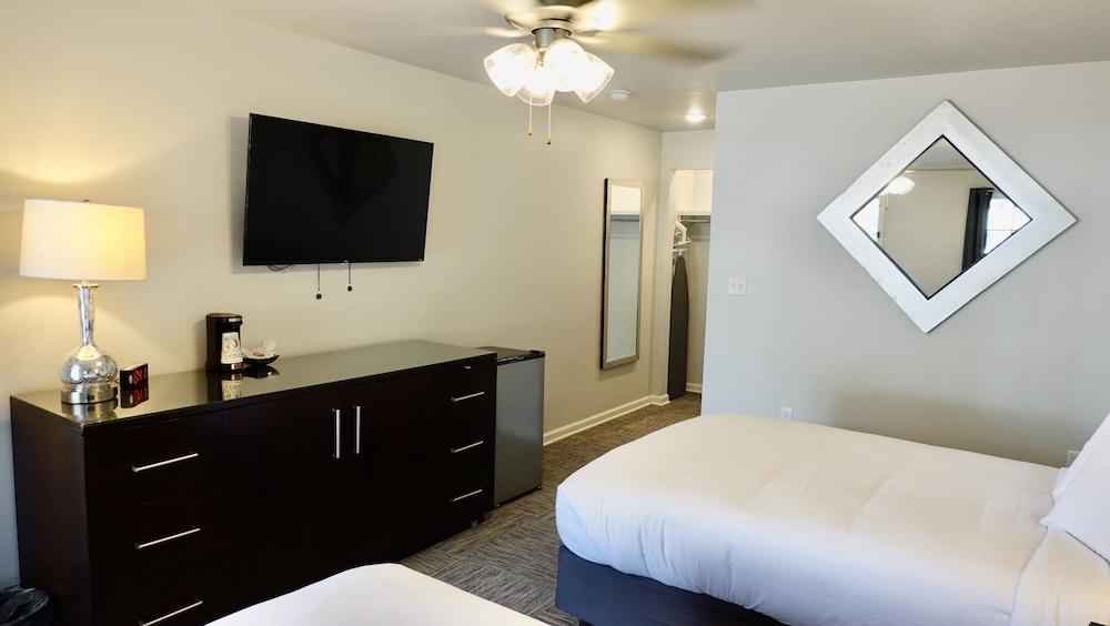 Heritage House Inn