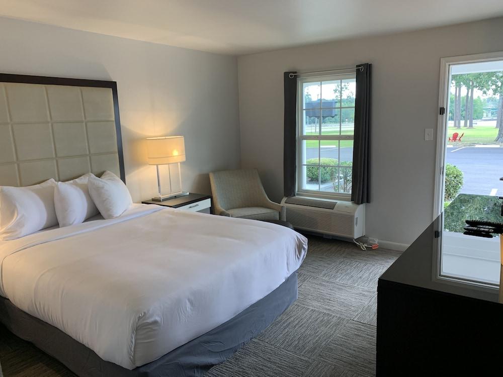 Heritage House Inn