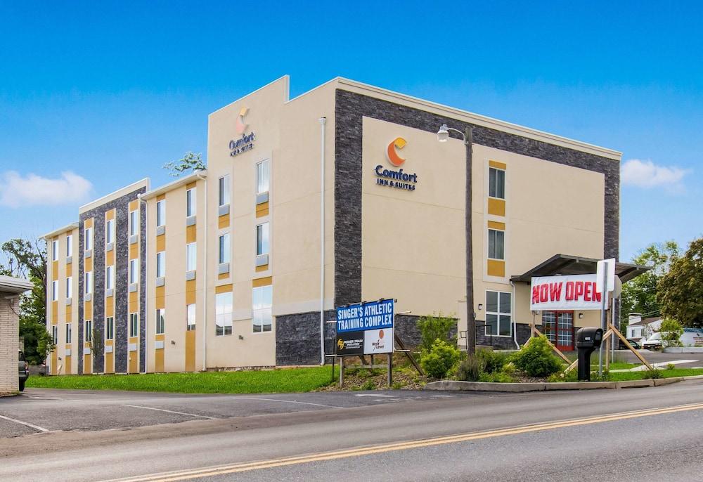 Comfort Inn & Suites Harrisburg-Hershey West