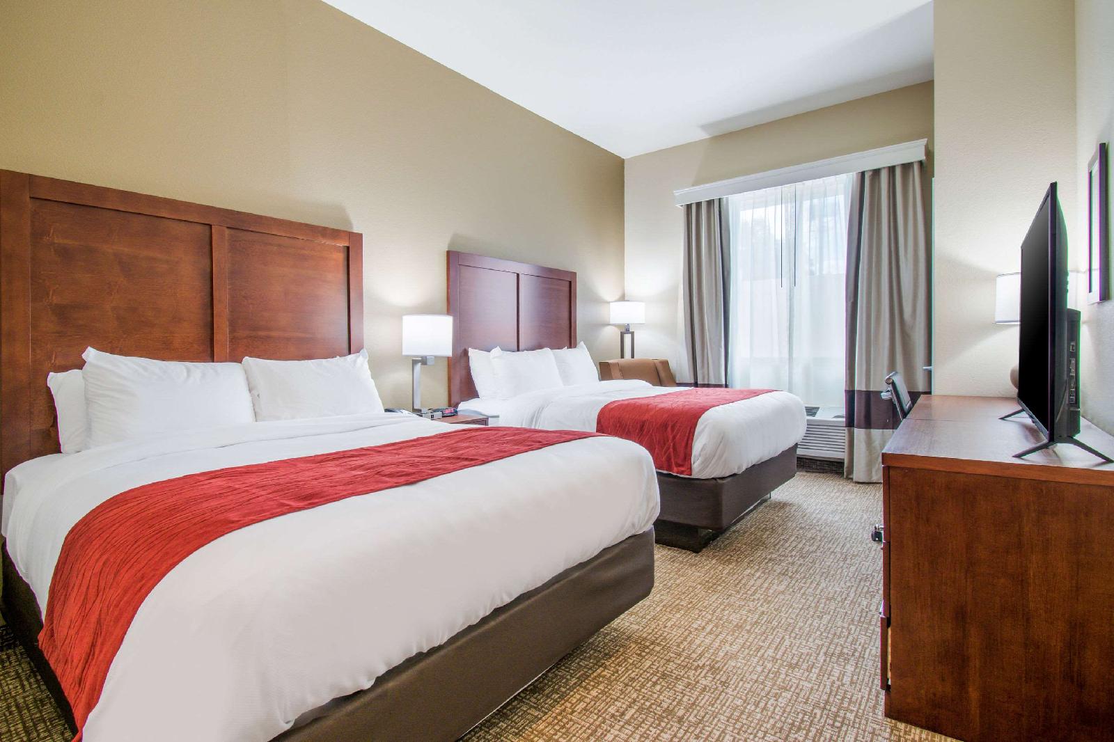 Comfort Inn & Suites Harrisburg-Hershey West
