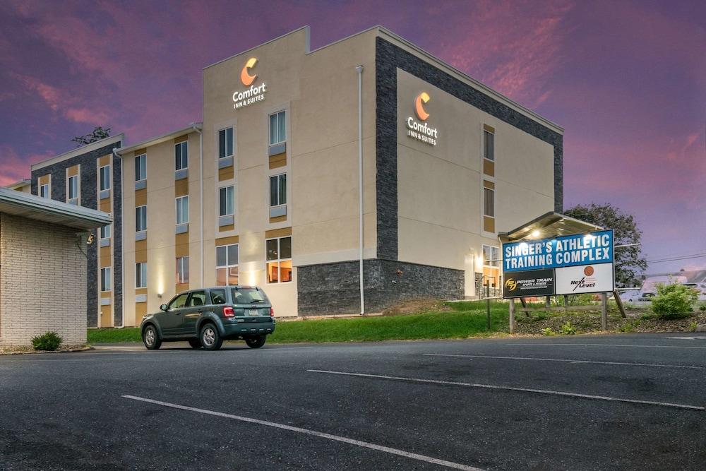 Comfort Inn & Suites Harrisburg-Hershey West