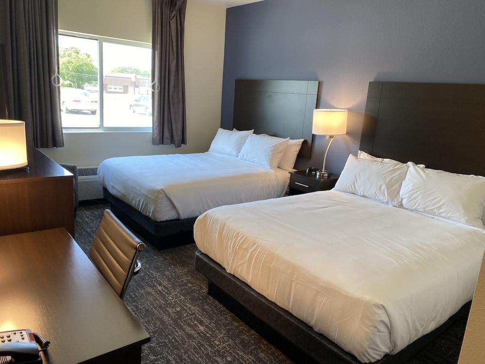 Cobblestone Inn Forest City
