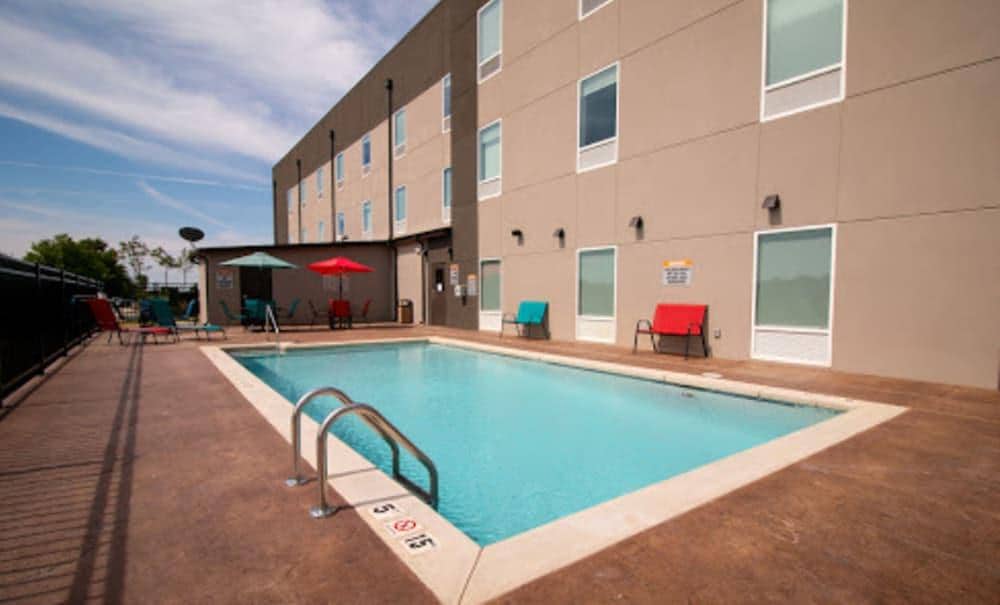 Hotel Pryor