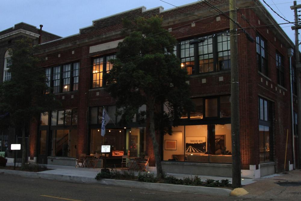 Travelers Hotel