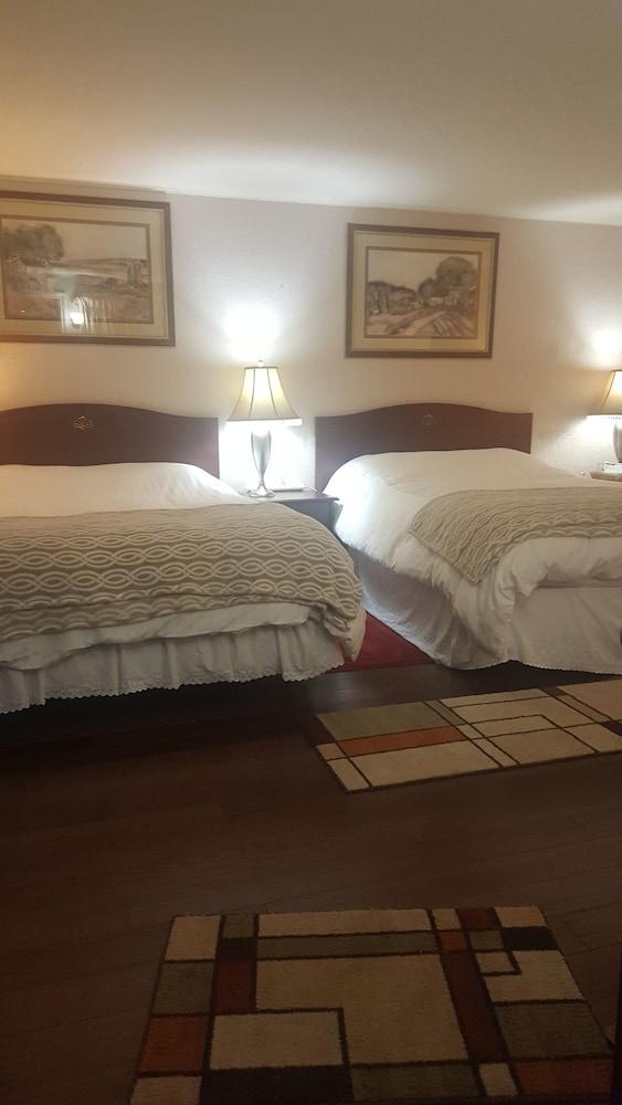Great House Motel