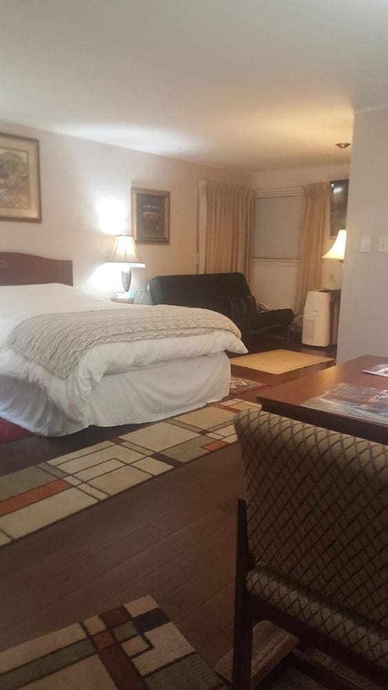 Great House Motel