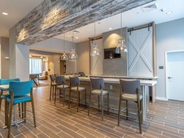 Hampton Inn & Suites Raleigh Midtown