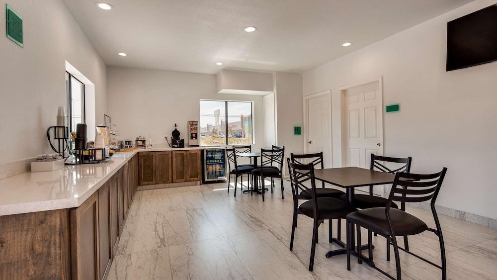 Surestay Hotel By Best Western Baytown