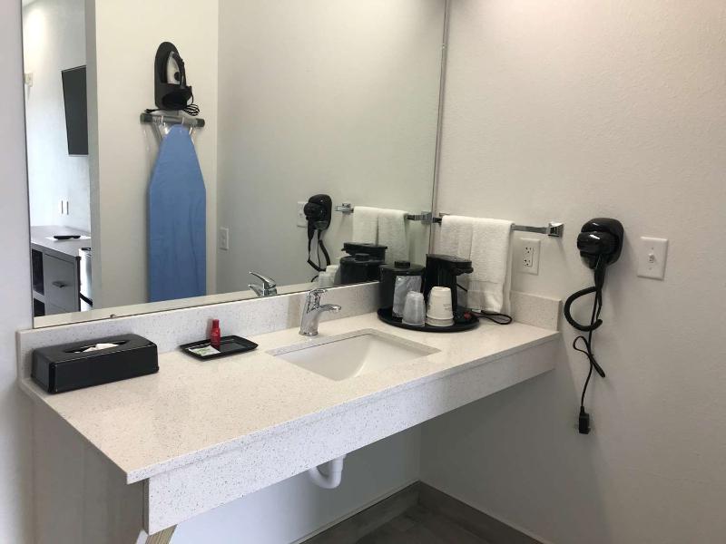Surestay Hotel By Best Western Baytown