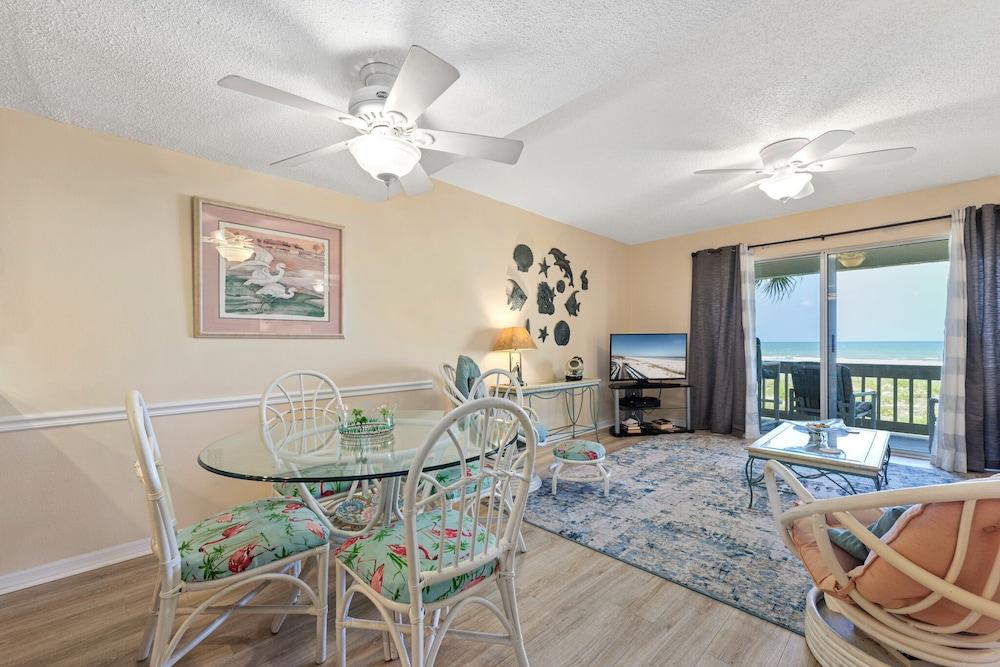 Four Winds Condominiums