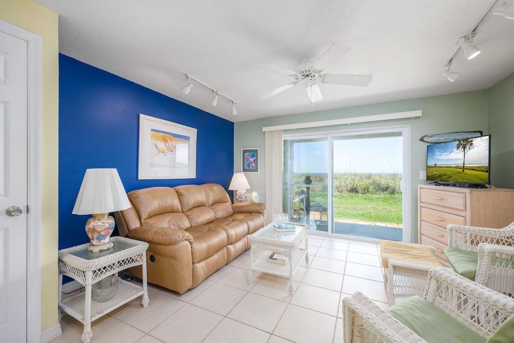 Four Winds Condominiums