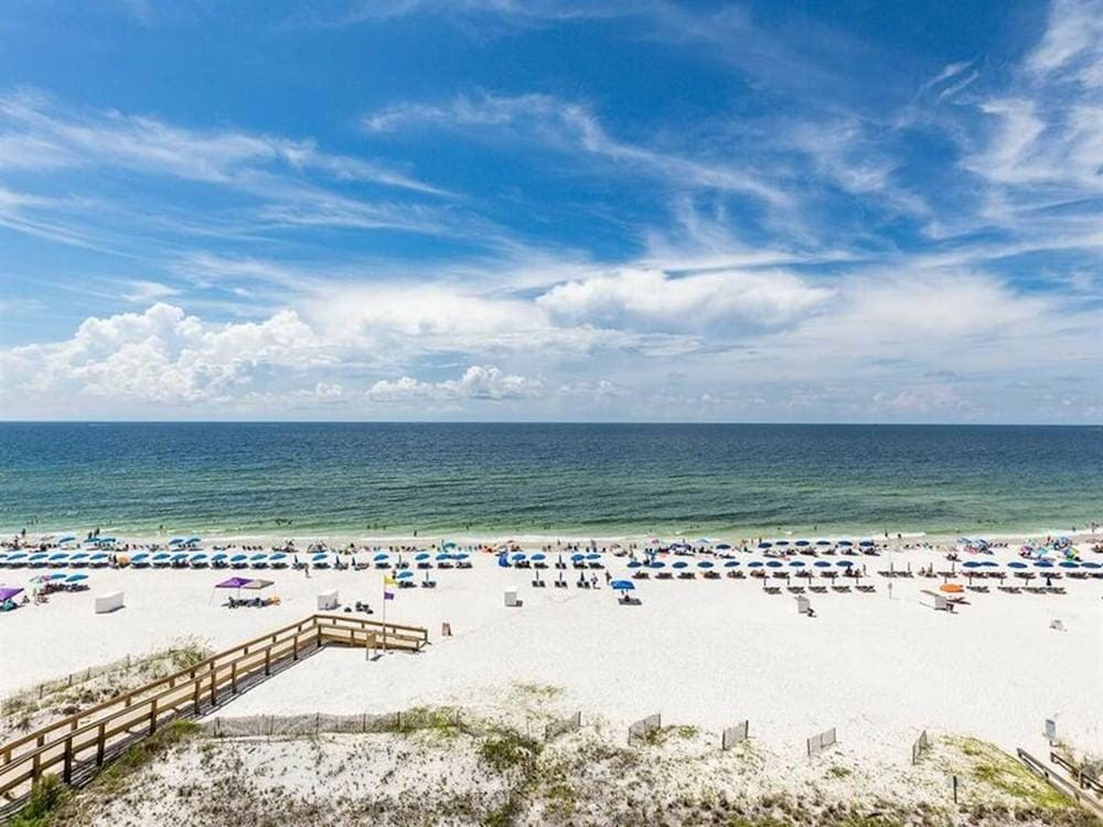 Four Winds by Meyer Real Estate