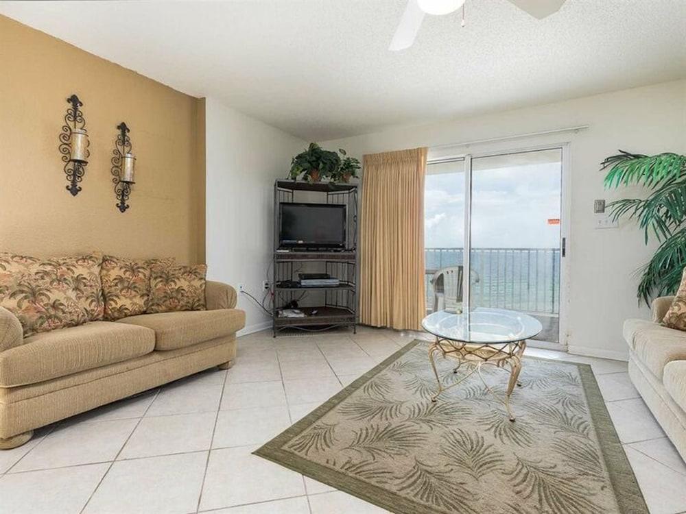 Four Winds by Meyer Real Estate