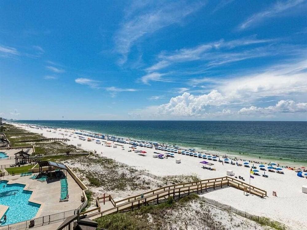 Four Winds by Meyer Real Estate
