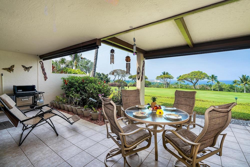 Country Club Villas