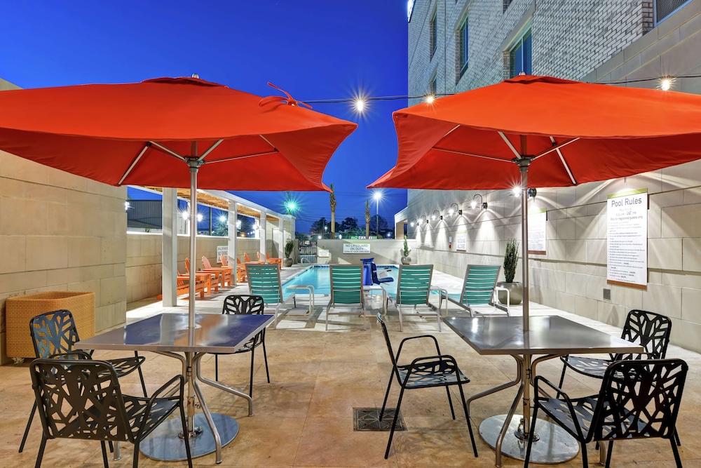 Home2 Suites Charleston West Ashley
